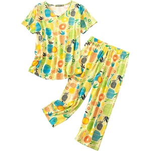 ENJOYNIGHT Womens Pajama Set Cotton Summer Pj Top with Capri Pant Sleepwear(Pineapple)